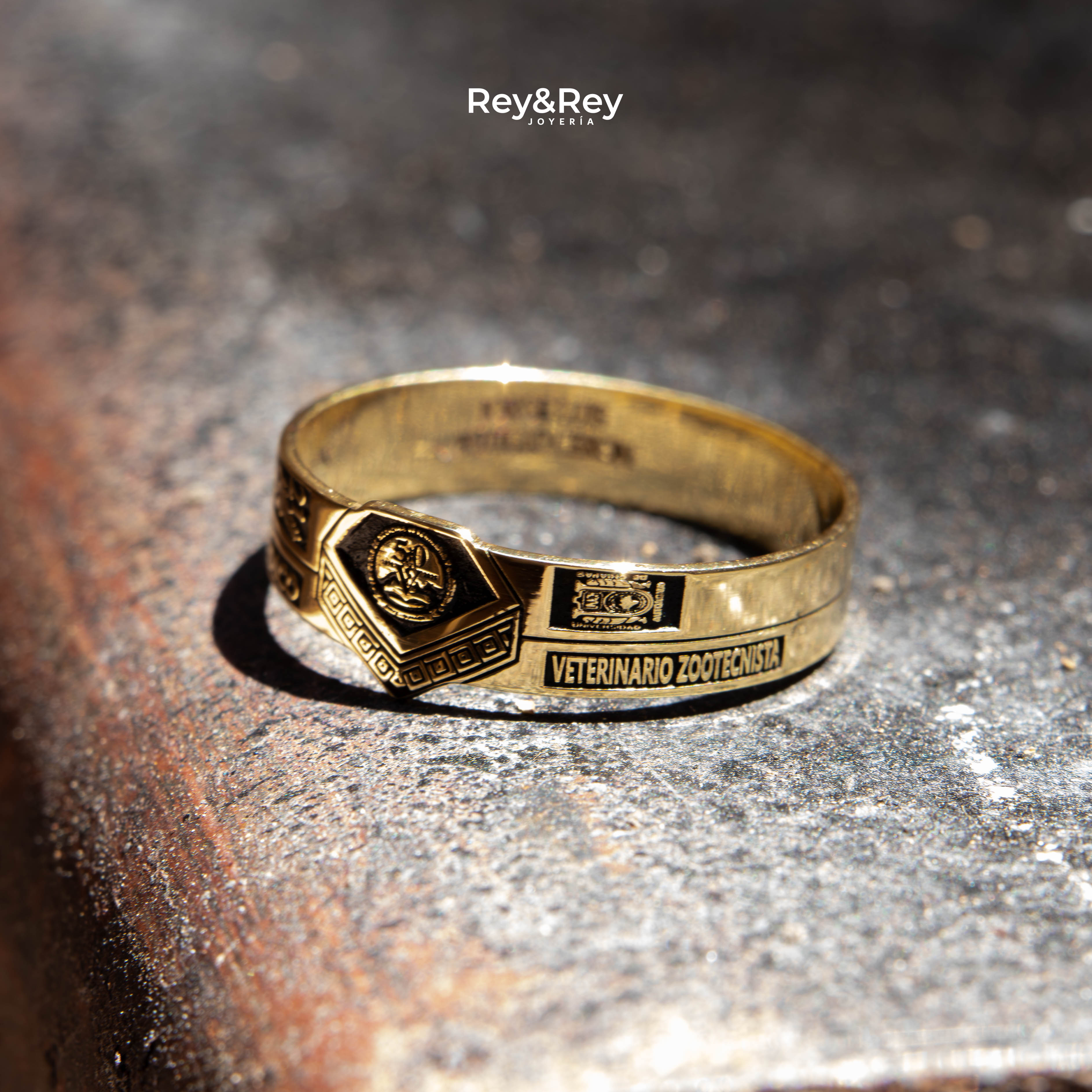 Anillo Graduación Alianza Grecas Oro 10k