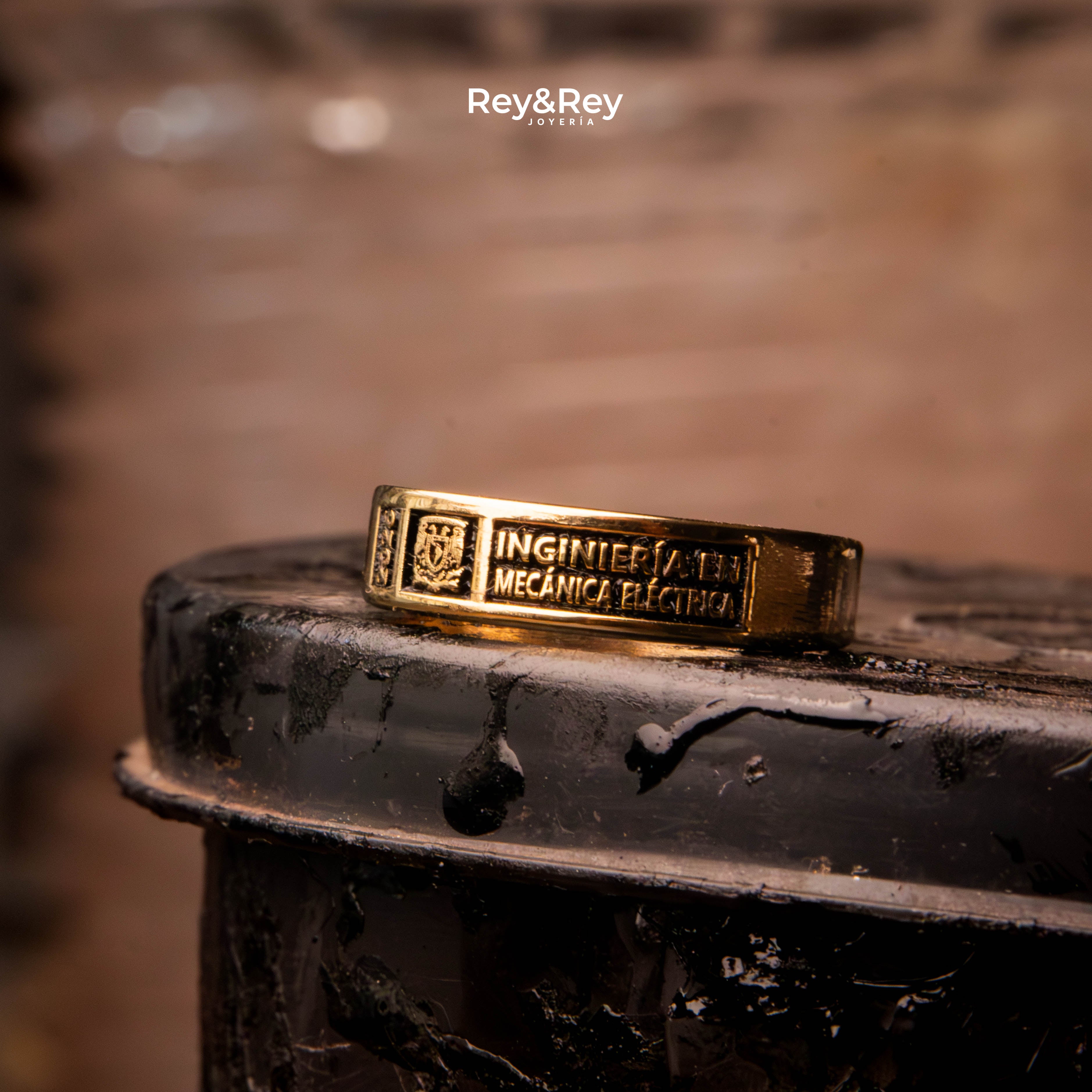 Anillo Graduacion Pleno Oro