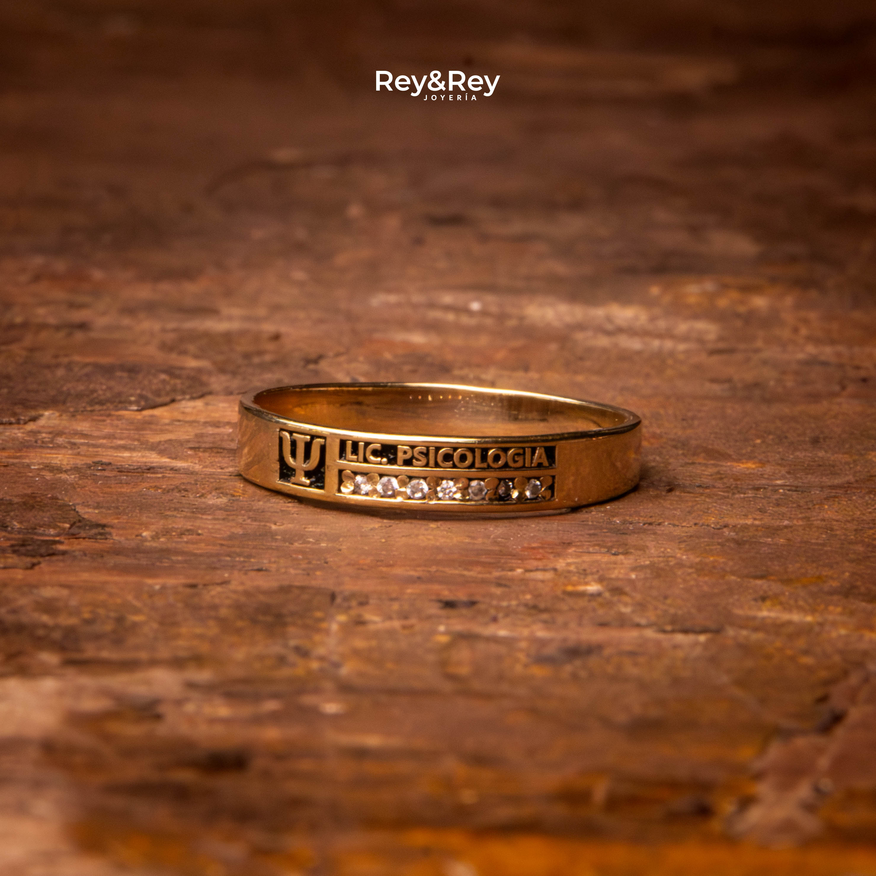 Anillo Graduación Excelencia Oro