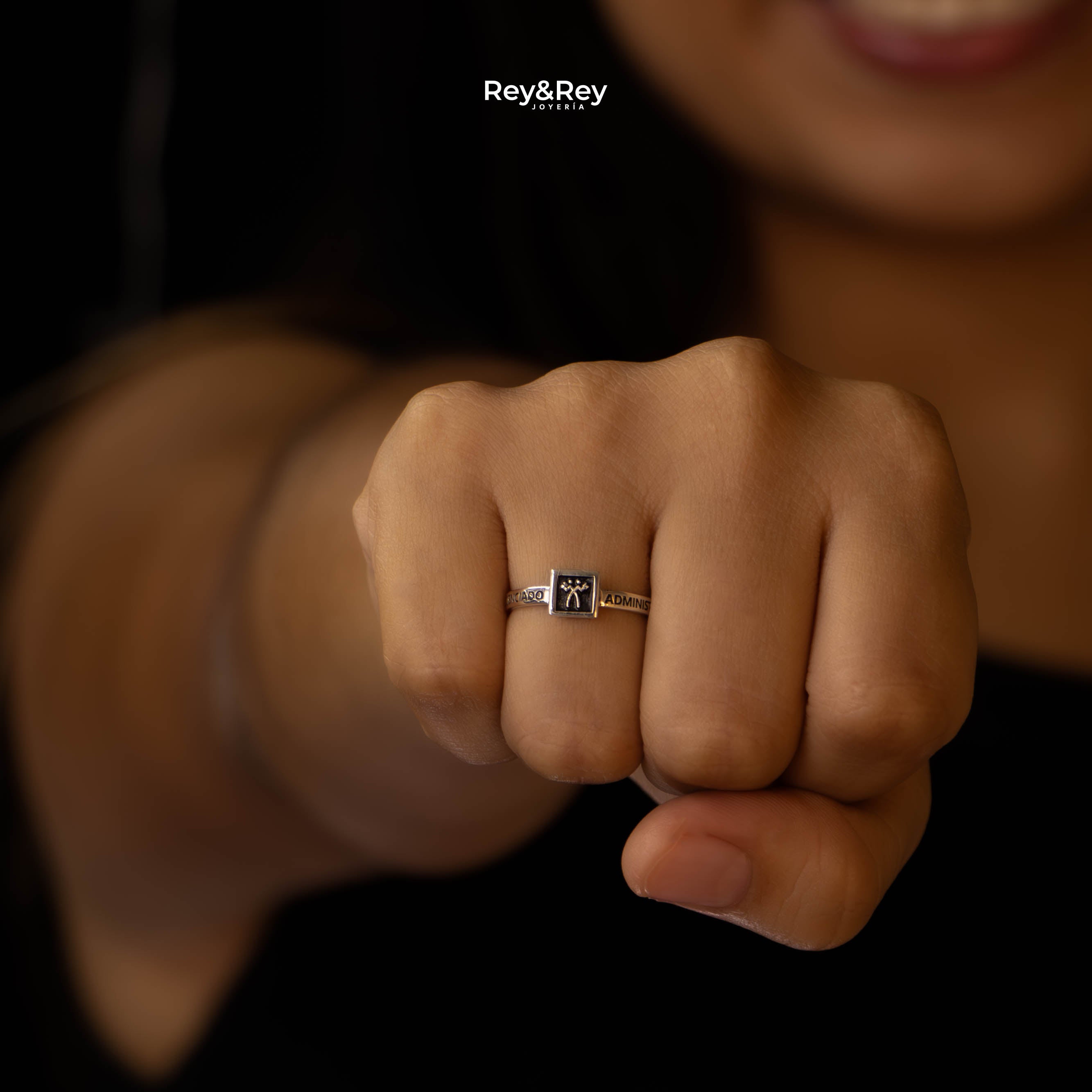 Anillo Graduación Square Plata