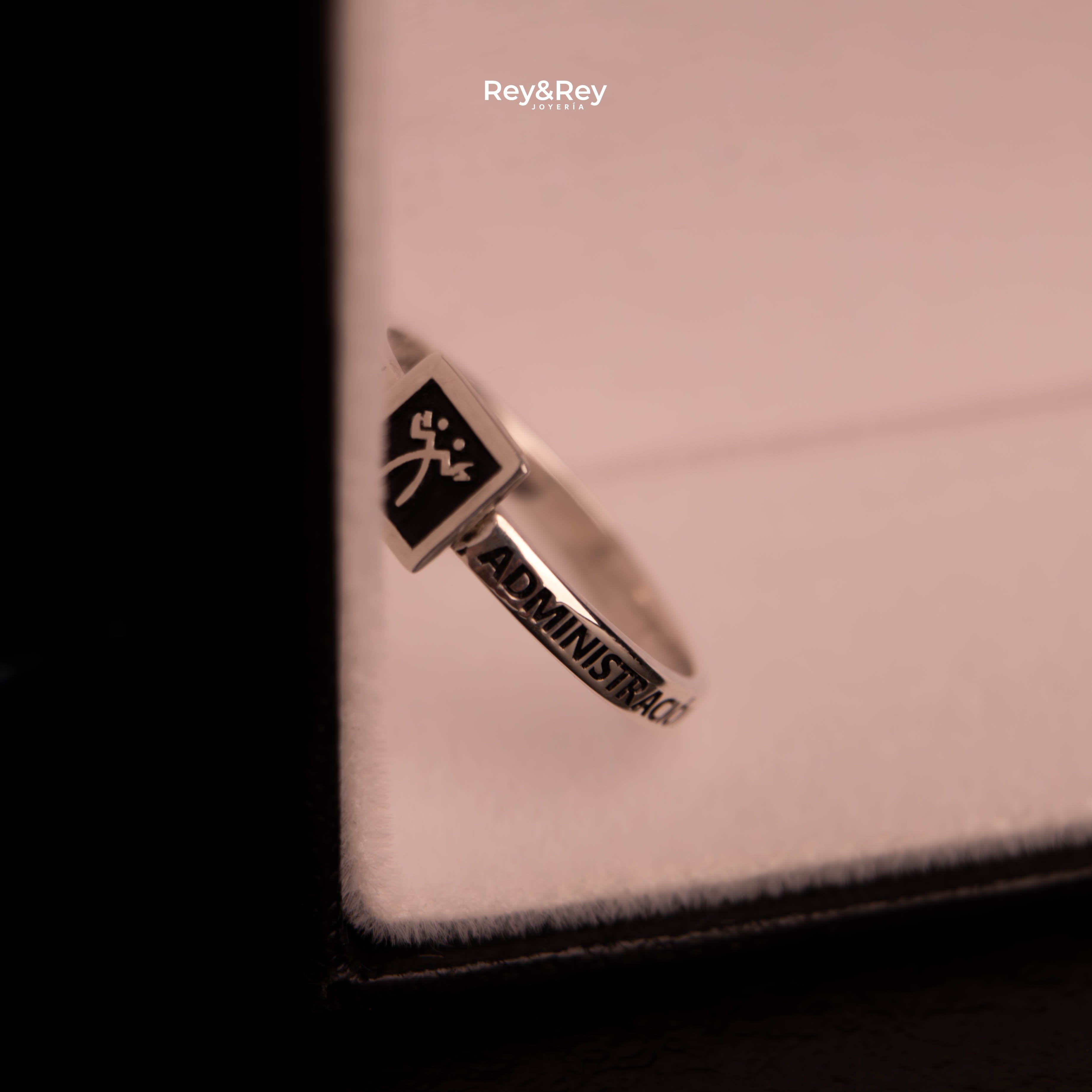 Anillo Graduación Square Plata