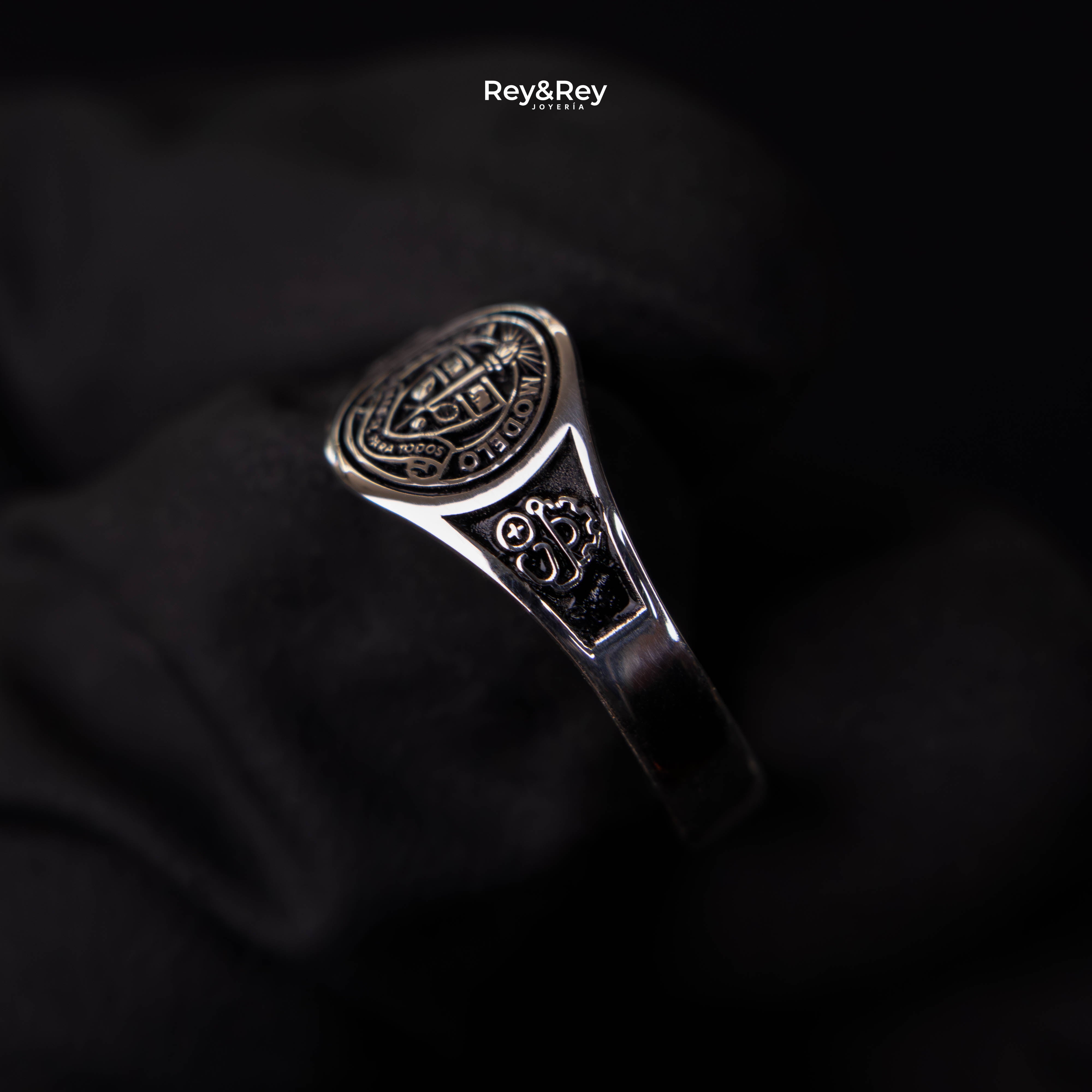 Anillo Graduación Round Plata