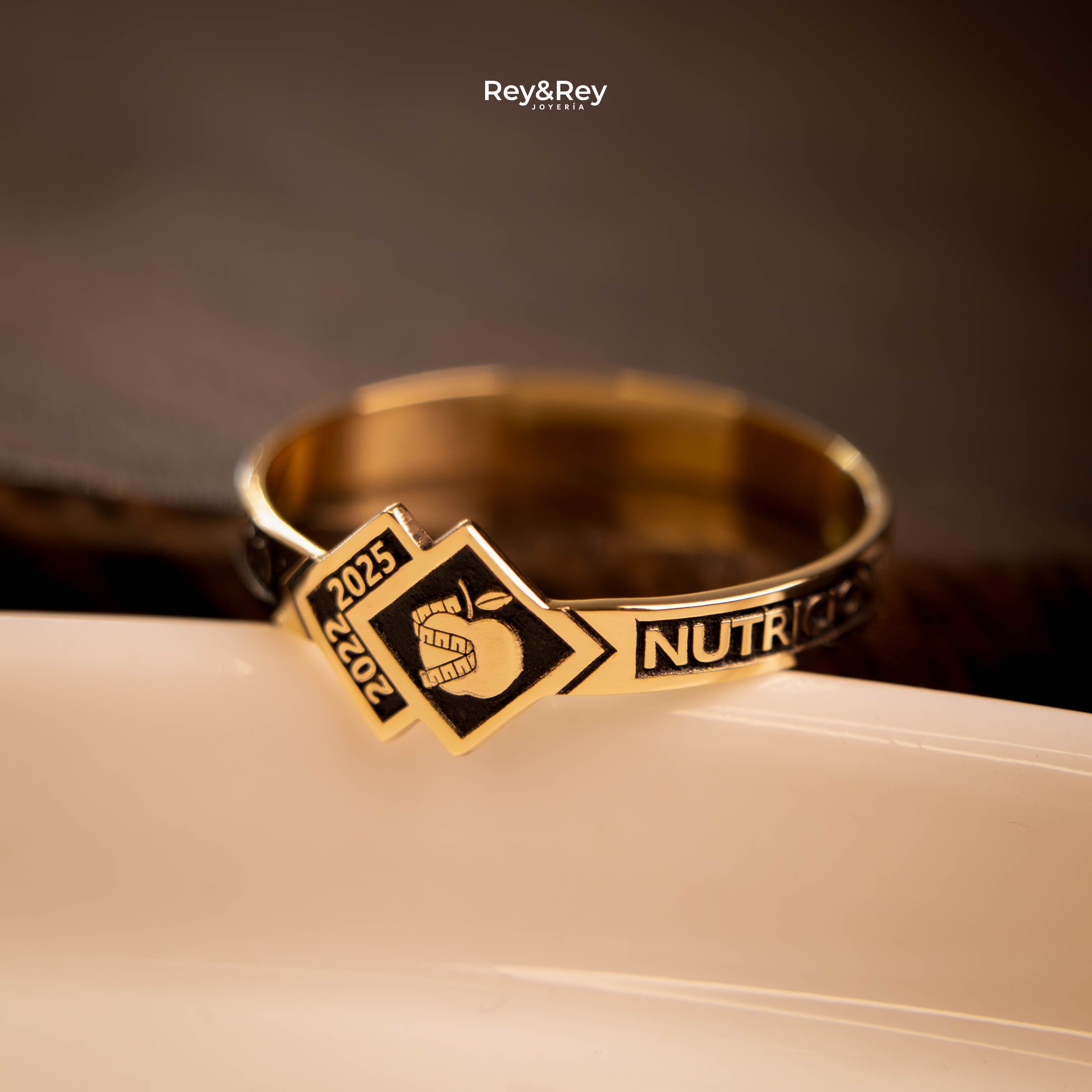 Anillo Graduación Skalon Oro 10k